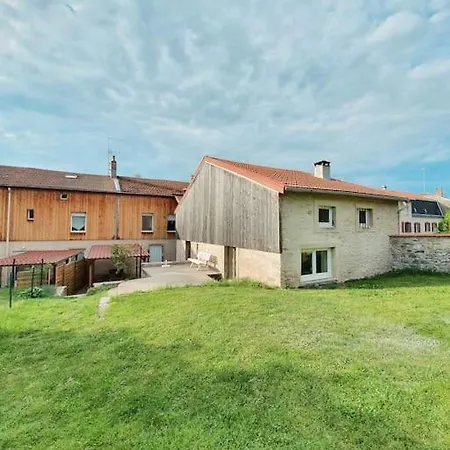 Hébergement de vacances De La Verrière, 12 Personnes, 5 Portieux