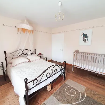 De La Verriere, 12 Personnes, 5 Сasa de vacaciones *